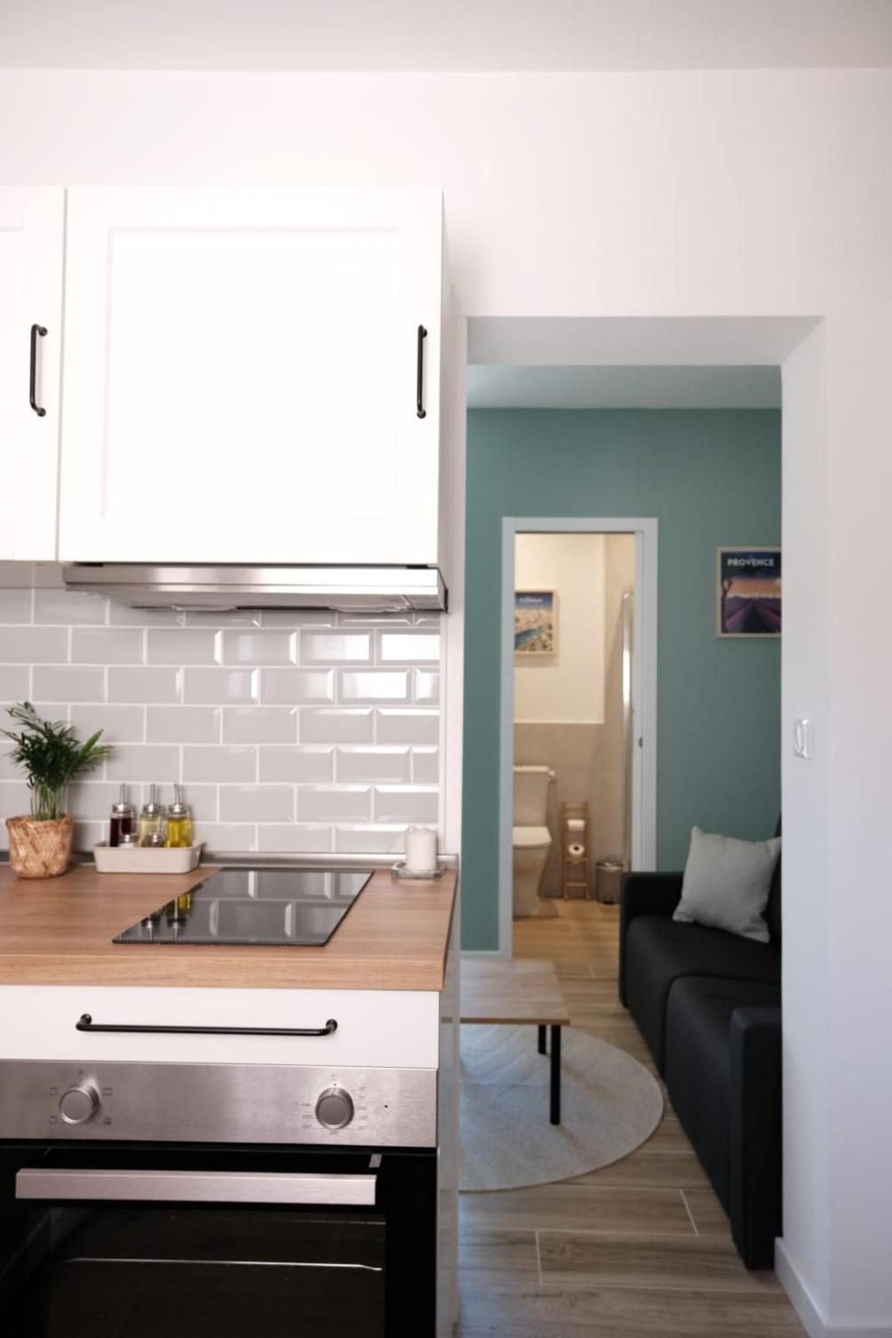 Studio Renove Avec Belle Terrasse เอ็ก-ซอง-โพรวองซ์ ภายนอก รูปภาพ